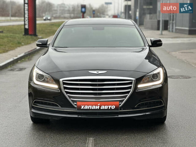 Чорний Хендай Генезис, об'ємом двигуна 3.78 л та пробігом 146 тис. км за 13500 $, фото 1 на Automoto.ua