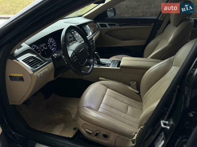 Чорний Хендай Генезис, об'ємом двигуна 3.78 л та пробігом 146 тис. км за 13500 $, фото 8 на Automoto.ua