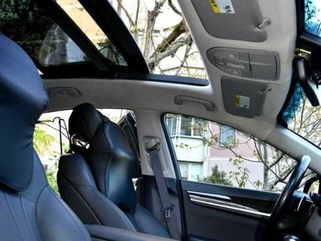 Черный Хендай Генезис, объемом двигателя 3.8 л и пробегом 63 тыс. км за 32000 $, фото 20 на Automoto.ua