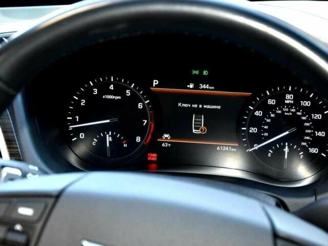 Черный Хендай Генезис, объемом двигателя 3.8 л и пробегом 63 тыс. км за 32000 $, фото 10 на Automoto.ua
