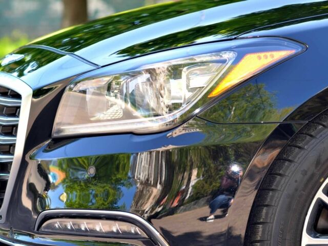 Черный Хендай Генезис, объемом двигателя 3.8 л и пробегом 63 тыс. км за 32000 $, фото 6 на Automoto.ua