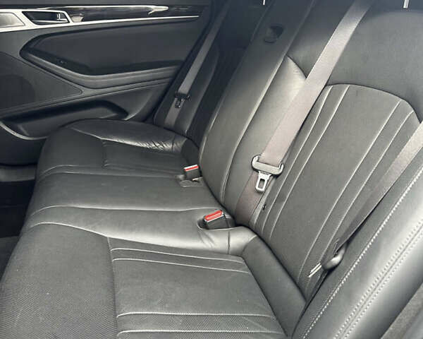 Черный Хендай Генезис, объемом двигателя 2 л и пробегом 122 тыс. км за 21000 $, фото 17 на Automoto.ua