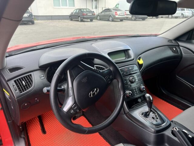 Красный Хендай Генезис, объемом двигателя 2 л и пробегом 185 тыс. км за 7600 $, фото 8 на Automoto.ua