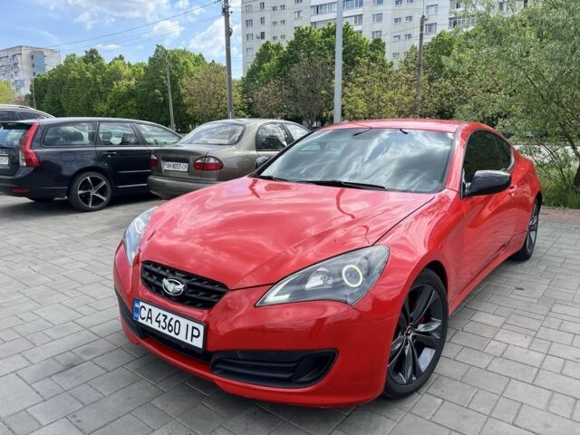 Красный Хендай Генезис, объемом двигателя 2 л и пробегом 185 тыс. км за 8300 $, фото 2 на Automoto.ua