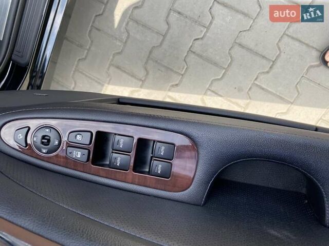Хендай Генезис, объемом двигателя 3.78 л и пробегом 219 тыс. км за 10600 $, фото 14 на Automoto.ua
