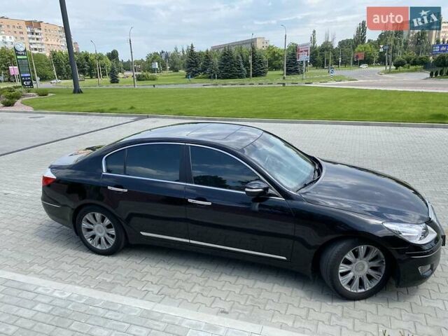 Хендай Генезис, объемом двигателя 3.78 л и пробегом 219 тыс. км за 10600 $, фото 1 на Automoto.ua
