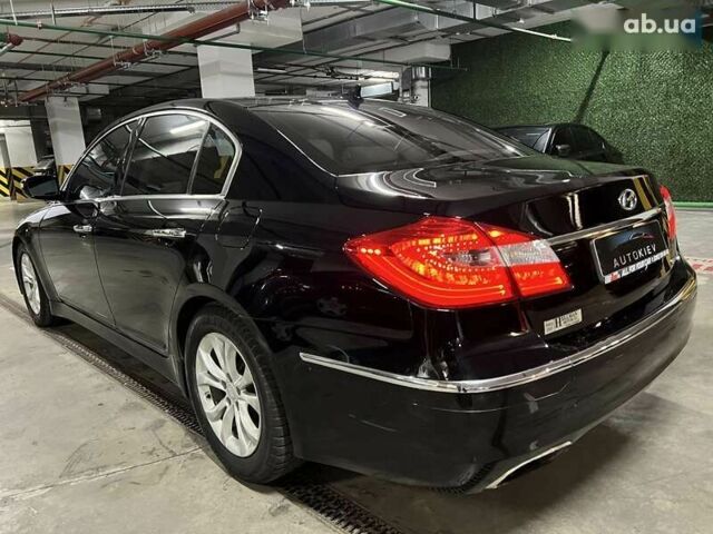 Хендай Генезис, объемом двигателя 3.8 л и пробегом 222 тыс. км за 9999 $, фото 5 на Automoto.ua