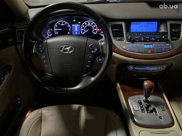 Хендай Генезис, объемом двигателя 3.8 л и пробегом 222 тыс. км за 9999 $, фото 25 на Automoto.ua