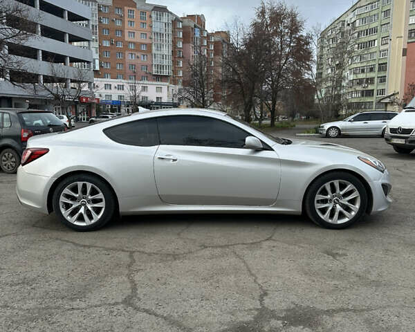 Сірий Хендай Генезис, об'ємом двигуна 2 л та пробігом 177 тис. км за 12900 $, фото 6 на Automoto.ua