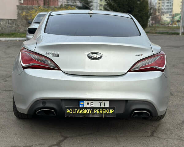 Сірий Хендай Генезис, об'ємом двигуна 2 л та пробігом 177 тис. км за 12900 $, фото 4 на Automoto.ua