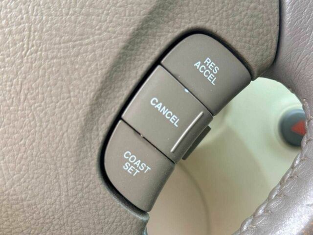 Синій Хендай Генезис, об'ємом двигуна 3.3 л та пробігом 295 тис. км за 5100 $, фото 14 на Automoto.ua