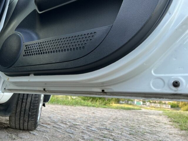 Білий Хендай Гетц, об'ємом двигуна 1.3 л та пробігом 168 тис. км за 5500 $, фото 14 на Automoto.ua