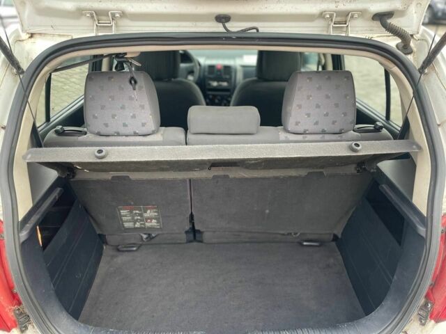 Белый Хендай Гетц, объемом двигателя 1.1 л и пробегом 140 тыс. км за 4400 $, фото 19 на Automoto.ua