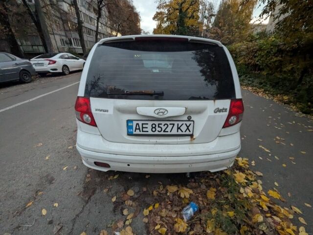 Белый Хендай Гетц, объемом двигателя 1.3 л и пробегом 251 тыс. км за 2350 $, фото 3 на Automoto.ua