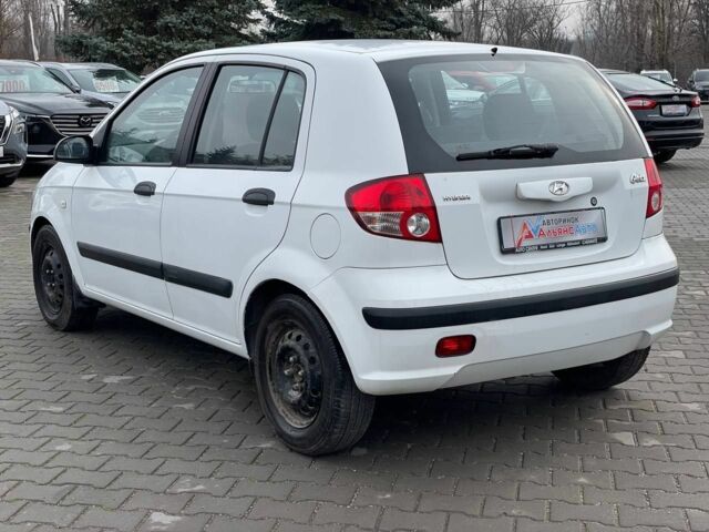 Белый Хендай Гетц, объемом двигателя 1.1 л и пробегом 140 тыс. км за 4400 $, фото 4 на Automoto.ua