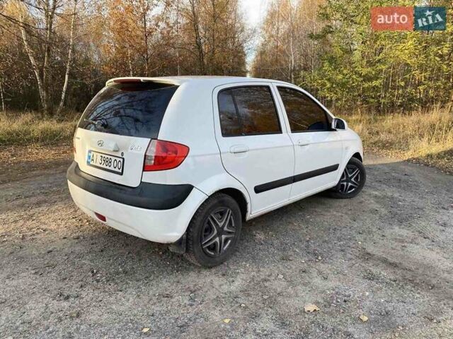 Белый Хендай Гетц, объемом двигателя 1.4 л и пробегом 220 тыс. км за 3200 $, фото 2 на Automoto.ua