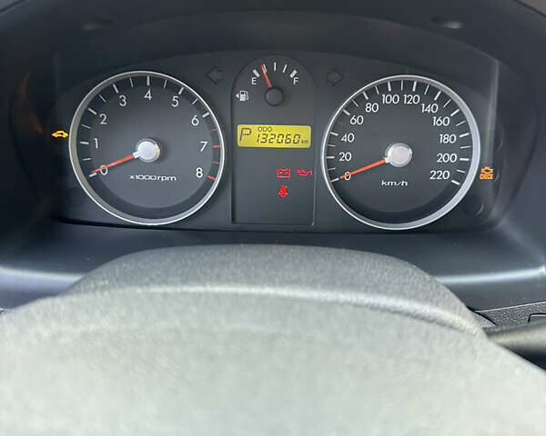 Хендай Гетц 2008 в Киеве на Automoto.ua Белый Хендай Гетц, объемом двигателя 1.4 л и пробегом 132 тыс. км за 5500 $, фото 13 на Automoto.ua