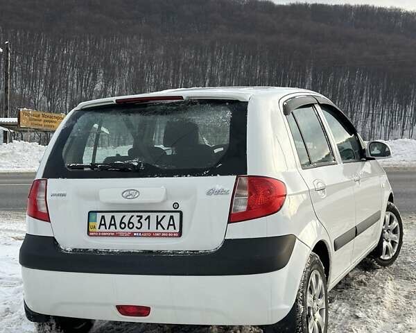 Белый Хендай Гетц, объемом двигателя 1.4 л и пробегом 127 тыс. км за 5499 $, фото 5 на Automoto.ua