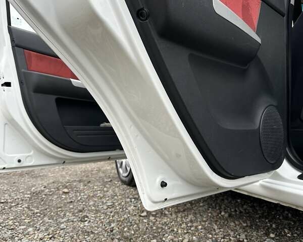 Білий Хендай Гетц, об'ємом двигуна 1.4 л та пробігом 127 тис. км за 5400 $, фото 44 на Automoto.ua