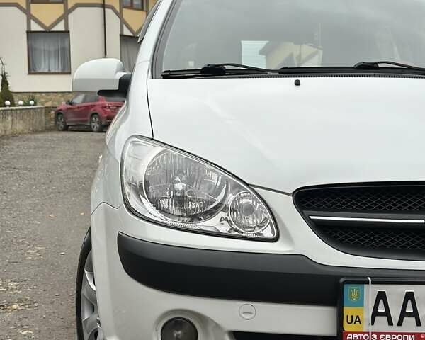 Білий Хендай Гетц, об'ємом двигуна 1.4 л та пробігом 127 тис. км за 5400 $, фото 65 на Automoto.ua