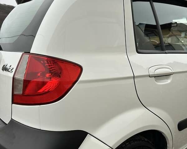 Білий Хендай Гетц, об'ємом двигуна 1.4 л та пробігом 127 тис. км за 5400 $, фото 35 на Automoto.ua