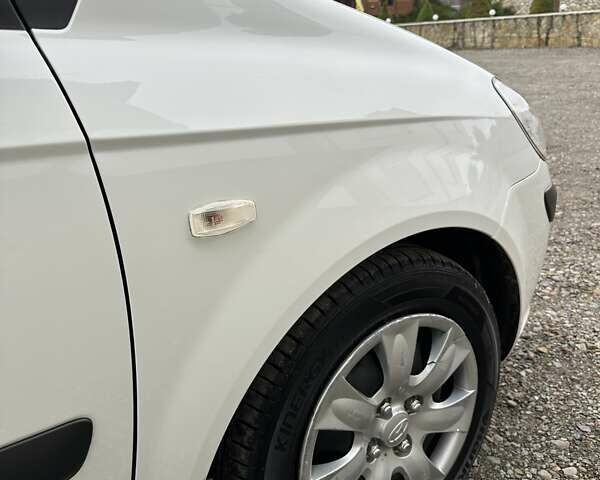 Білий Хендай Гетц, об'ємом двигуна 1.4 л та пробігом 127 тис. км за 5400 $, фото 38 на Automoto.ua