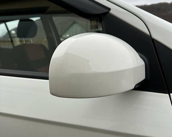 Білий Хендай Гетц, об'ємом двигуна 1.4 л та пробігом 127 тис. км за 5400 $, фото 39 на Automoto.ua