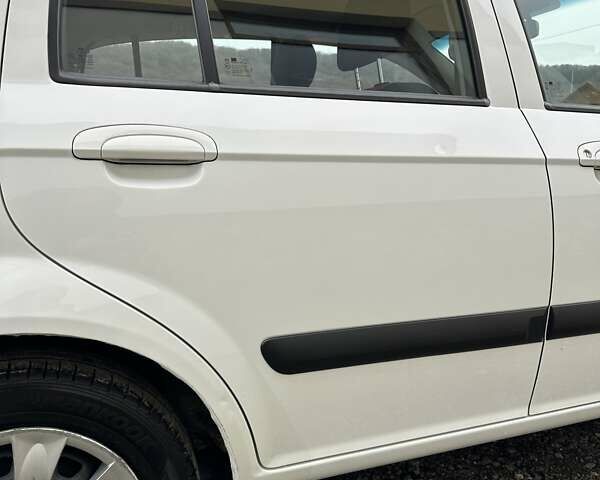 Білий Хендай Гетц, об'ємом двигуна 1.4 л та пробігом 127 тис. км за 5400 $, фото 36 на Automoto.ua
