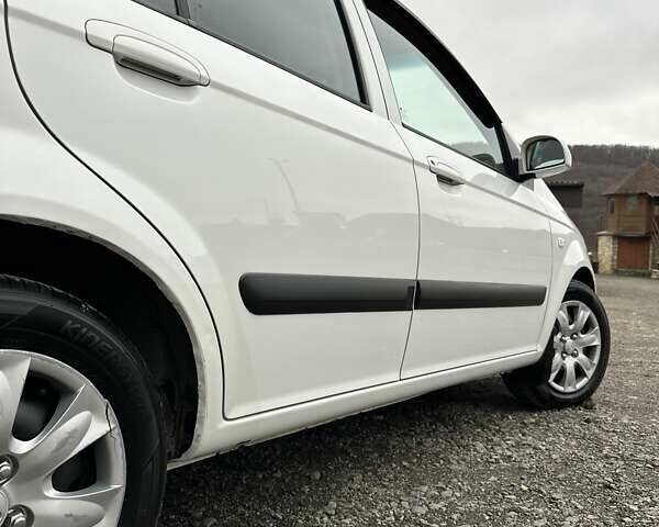 Білий Хендай Гетц, об'ємом двигуна 1.4 л та пробігом 127 тис. км за 5400 $, фото 10 на Automoto.ua