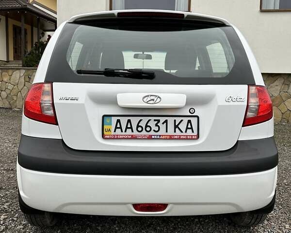 Білий Хендай Гетц, об'ємом двигуна 1.4 л та пробігом 127 тис. км за 5400 $, фото 26 на Automoto.ua