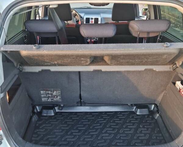 Белый Хендай Гетц, объемом двигателя 1.4 л и пробегом 119 тыс. км за 5700 $, фото 14 на Automoto.ua