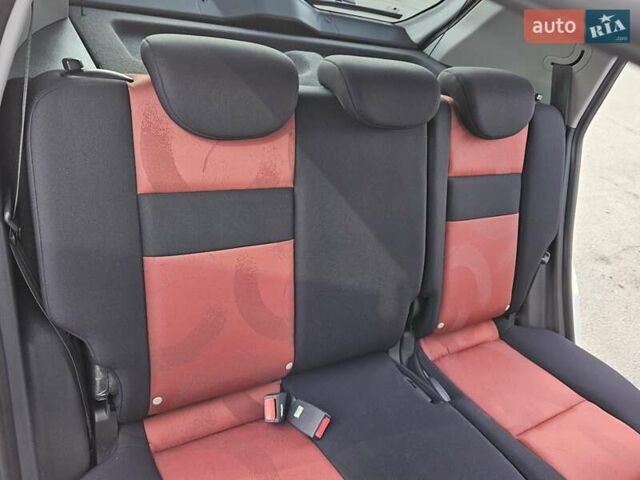 Белый Хендай Гетц, объемом двигателя 1.4 л и пробегом 100 тыс. км за 7000 $, фото 75 на Automoto.ua