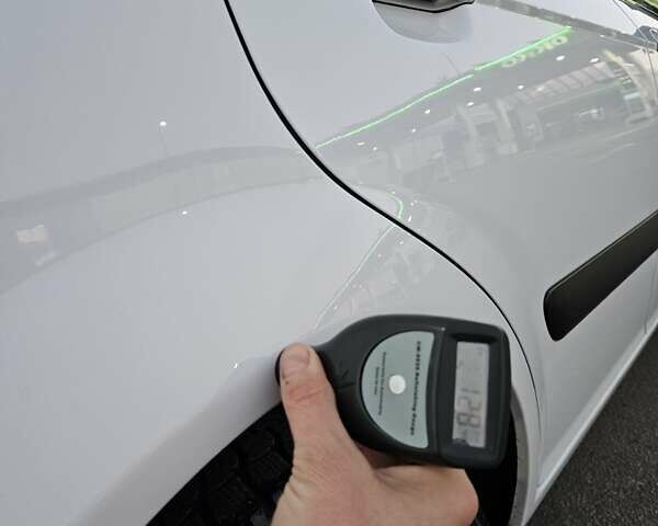 Белый Хендай Гетц, объемом двигателя 1.4 л и пробегом 100 тыс. км за 7000 $, фото 113 на Automoto.ua