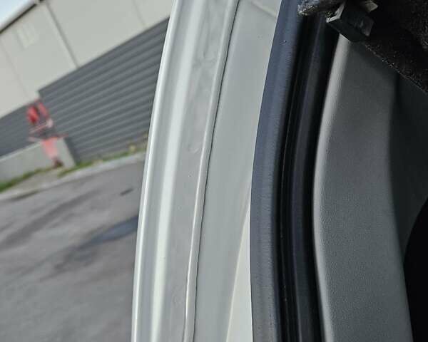 Белый Хендай Гетц, объемом двигателя 1.4 л и пробегом 100 тыс. км за 7000 $, фото 50 на Automoto.ua