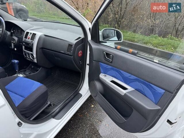 Белый Хендай Гетц, объемом двигателя 1.4 л и пробегом 67 тыс. км за 7500 $, фото 16 на Automoto.ua