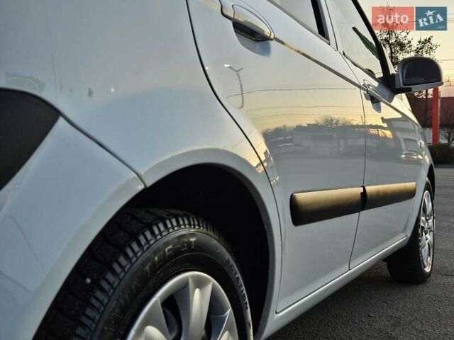 Белый Хендай Гетц, объемом двигателя 1.4 л и пробегом 100 тыс. км за 7000 $, фото 23 на Automoto.ua