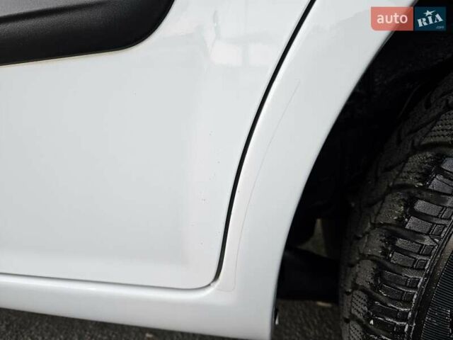 Белый Хендай Гетц, объемом двигателя 1.4 л и пробегом 100 тыс. км за 7000 $, фото 30 на Automoto.ua