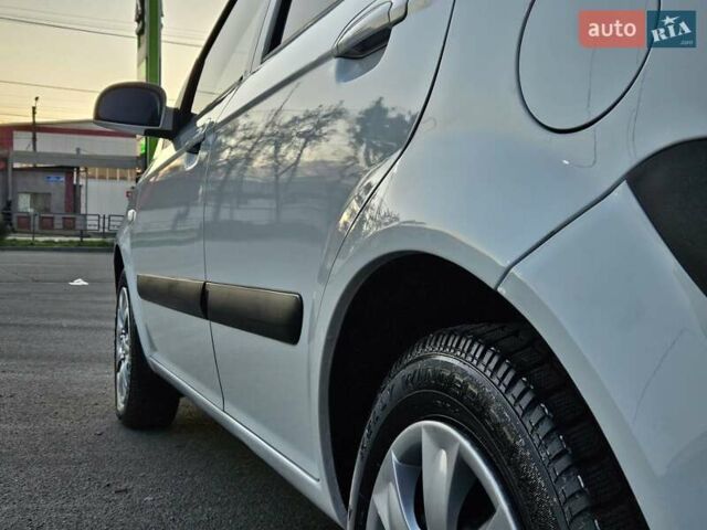 Белый Хендай Гетц, объемом двигателя 1.4 л и пробегом 100 тыс. км за 7000 $, фото 25 на Automoto.ua