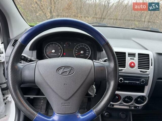 Белый Хендай Гетц, объемом двигателя 1.4 л и пробегом 67 тыс. км за 7500 $, фото 11 на Automoto.ua