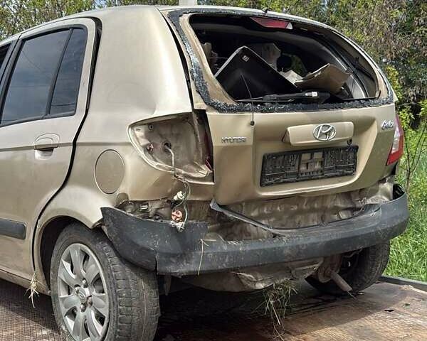 Бежевый Хендай Гетц, объемом двигателя 1.1 л и пробегом 230 тыс. км за 2000 $, фото 2 на Automoto.ua