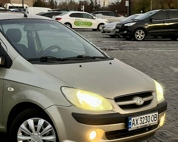 Бежевый Хендай Гетц, объемом двигателя 1.4 л и пробегом 204 тыс. км за 4950 $, фото 4 на Automoto.ua