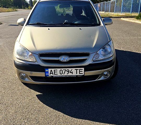 Бежевий Хендай Гетц, об'ємом двигуна 1.4 л та пробігом 195 тис. км за 4400 $, фото 1 на Automoto.ua