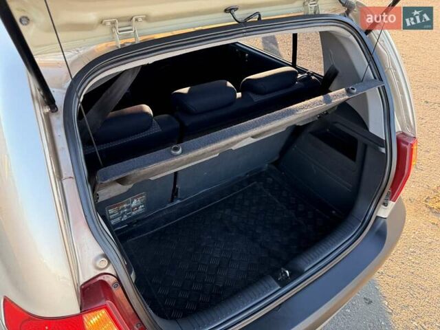 Бежевый Хендай Гетц, объемом двигателя 1.6 л и пробегом 222 тыс. км за 4500 $, фото 14 на Automoto.ua