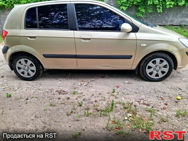Бежевый Хендай Гетц, объемом двигателя 1.6 л и пробегом 361 тыс. км за 4300 $, фото 2 на Automoto.ua