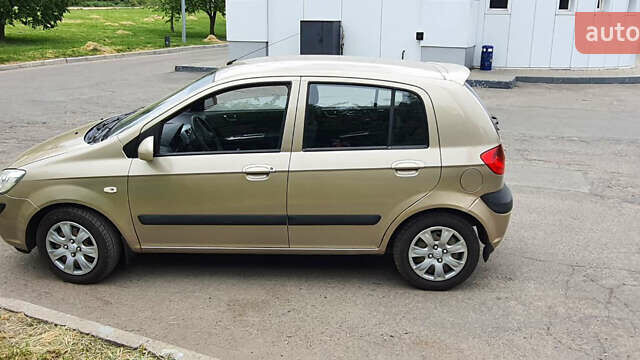 Бежевый Хендай Гетц, объемом двигателя 1.4 л и пробегом 145 тыс. км за 3800 $, фото 4 на Automoto.ua