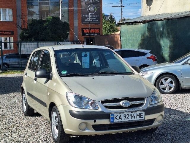 Бежевый Хендай Гетц, объемом двигателя 1.1 л и пробегом 202 тыс. км за 3950 $, фото 2 на Automoto.ua