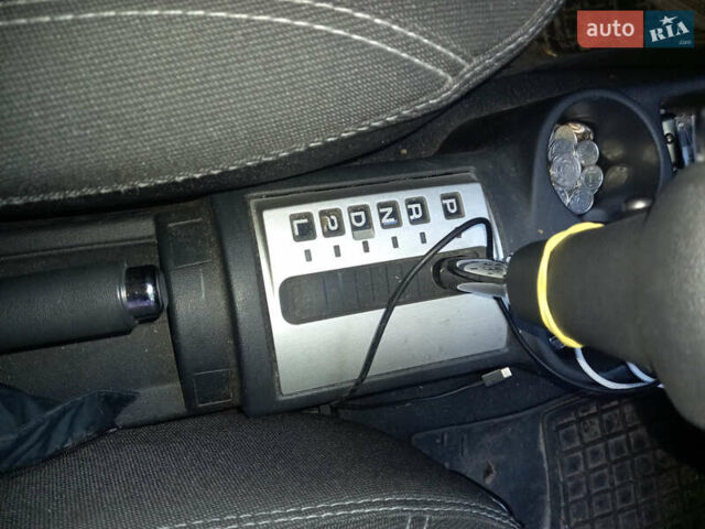 Бежевий Хендай Гетц, об'ємом двигуна 1.4 л та пробігом 137 тис. км за 5600 $, фото 4 на Automoto.ua