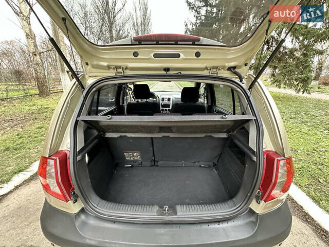 Бежевый Хендай Гетц, объемом двигателя 1.4 л и пробегом 95 тыс. км за 5700 $, фото 13 на Automoto.ua