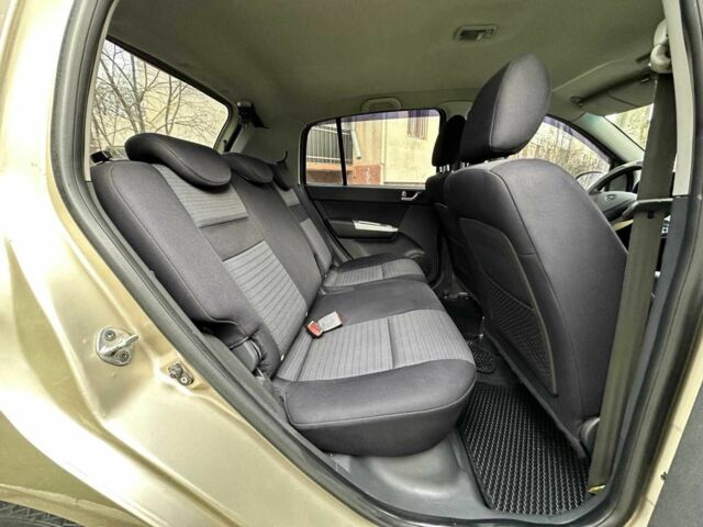 Бежевый Хендай Гетц, объемом двигателя 1.4 л и пробегом 95 тыс. км за 5700 $, фото 11 на Automoto.ua