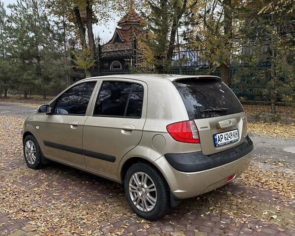 Бежевый Хендай Гетц, объемом двигателя 1.6 л и пробегом 220 тыс. км за 5700 $, фото 4 на Automoto.ua